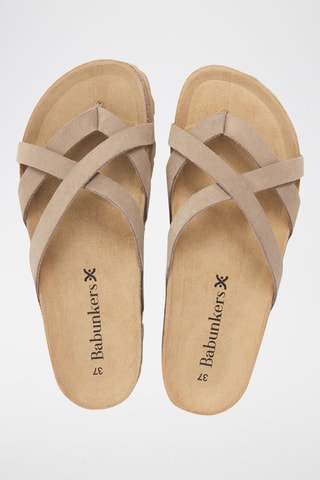 Mules em couro - 
Castanho