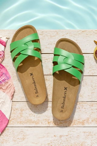 Mules em couro - 
Verde