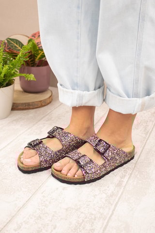 Mules Dourado e preto