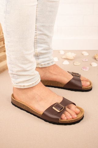 Mules de couro Castanho