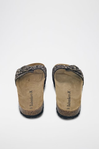 Mules em couro 
Preto