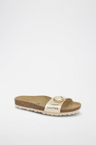 Mules em couro 
Bege