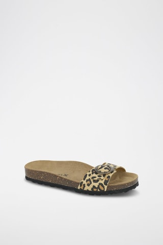 Mules em couro 
Bege