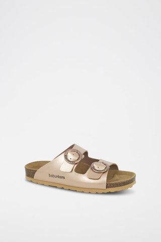 Mules em couro 
Dourado