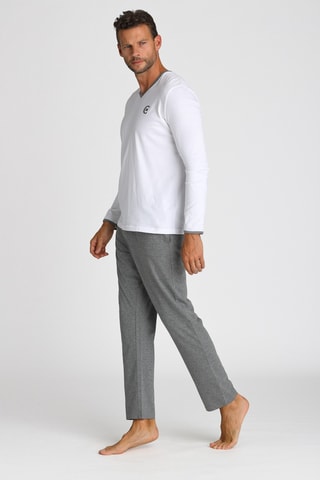 Pijama Branco e cinzento