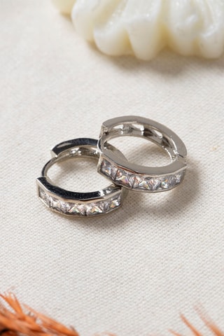 Orecchini a cerchio - Argentato