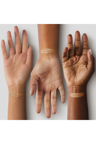 Fondotinta Flawless Satin Foundation - 450 Caramel - 20 ml