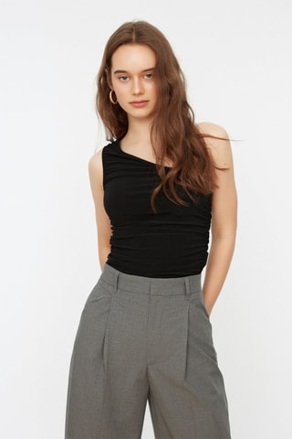 Asymmetrische Top Zwart