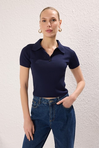 2 polos - Bleu marine et écru