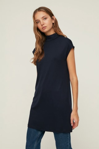 2 tuniques - Beige et bleu marine