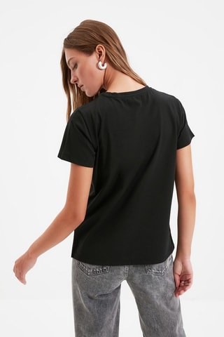 2 t-shirts Noir et blanc