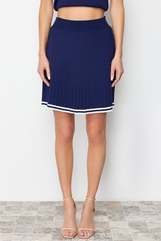 Polo et jupe plissée taille haute - Bleu marine