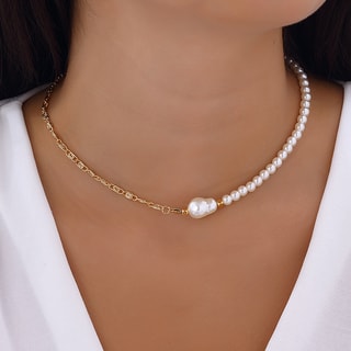 Colar - Latão banhado a ouro e pérolas - Branco