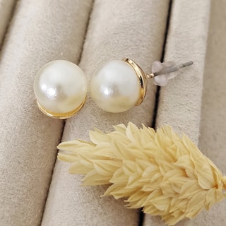 Brincos - Latão banhado a ouro e pérola