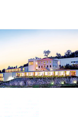 Pack presente Mil & uma noites Românticas - 1 Noite com Jantar ou 2 Noites - 1670 Hotéis