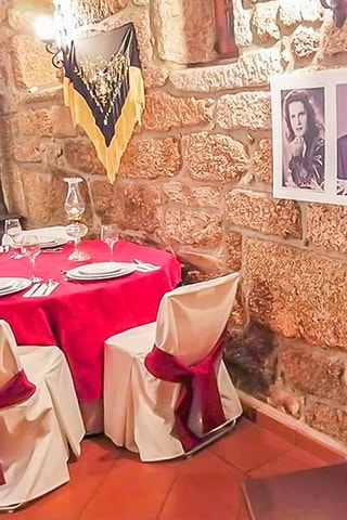 Pack presente Jantar e Vinho com Fado - 30 Experiências