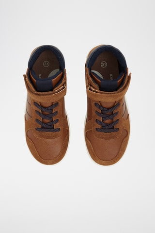 Sapatilhas subidas em couro - Castanho