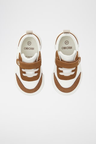 Ténis - Branco e castanho