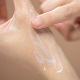 Trattamento mani all’olio di jojoba Pro-Repair - 50 ml