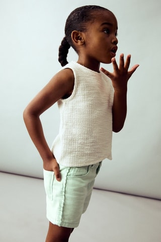 Short en jean avec détail sur le côté - Vert pastel