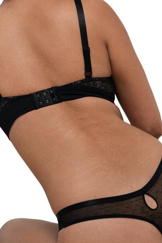 String Tempting Zwart