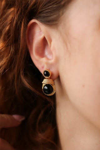 Pendientes bañados en oro fino amarillo - Ónice