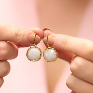 Pendientes - Latón chapado en oro y piedra de luna