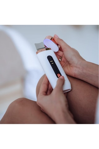 Aparato de limpieza facial