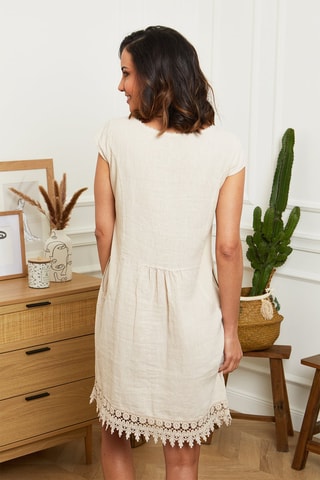 Abito corto taglio dritto - Beige