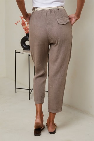 Pantaloni 7/8 a vita alta - Beige scuro