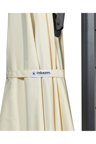 Guarda-sol quadrado 360º descentrado com capa e pé - 9 m²