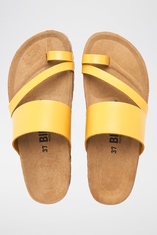 Sandálias em couro - Mostarda