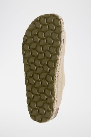 Mules com plataforma de nobuck - Caqui