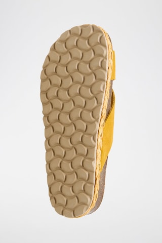 Mules com plataforma de nobuck - Amarelo