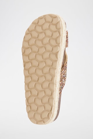 Mules com plataforma - Dourado