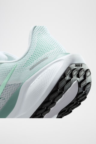 Nike Pegasus 41 - Blanc et vert clair