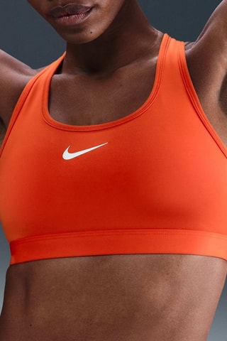 Brassière de sport push-up Swoosh - Rouge brique