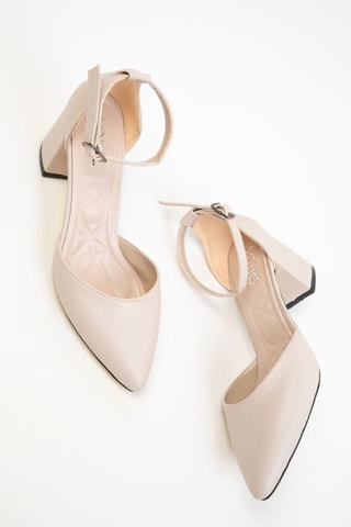 Sapatos de salto - Bege