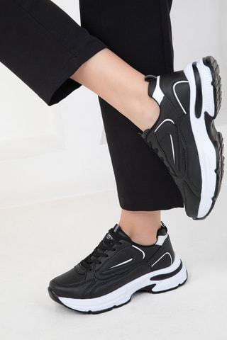 Sapatilhas com plataforma - Preto