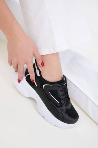 Sapatilhas com plataforma - Preto