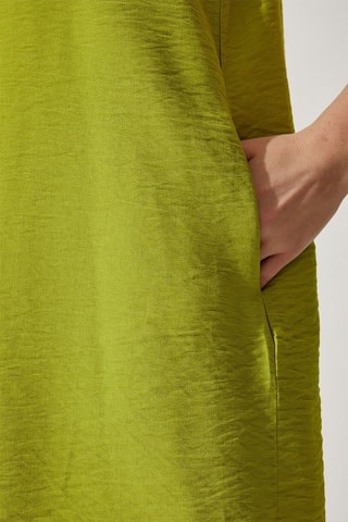 Vestido trapézio em linho - Pistácio