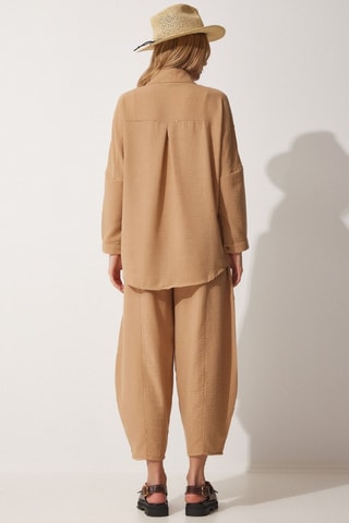 Camisa e calças 7/8 em linho - Bege