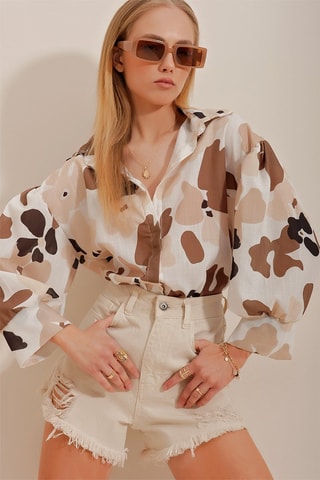 Camisa regular - Bege