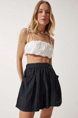 Calções de cintura subida - Preto