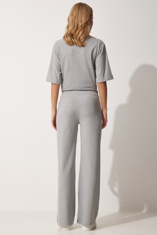 T-shirt e calças wide legs Cinzento-claro