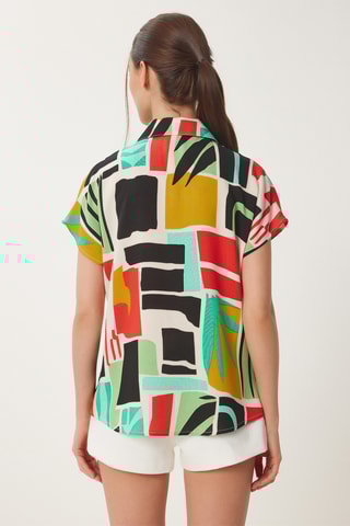 Camisa - Preto e verde-claro