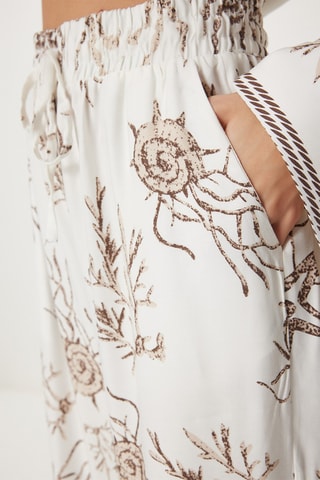 Calças cintura subida e blusa - Castanho e branco