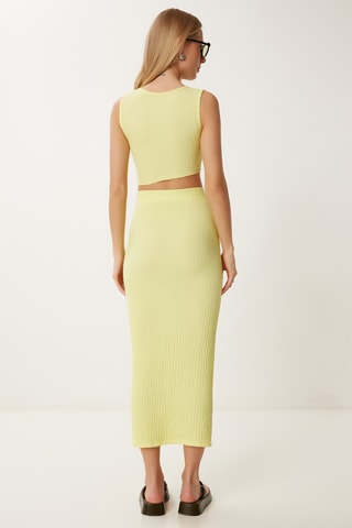 Saia cintura subida e crop top - Amarelo