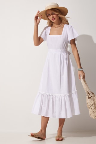 Vestido estilo patinadora em linho - Branco