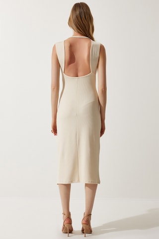 Vestido direito - Nude